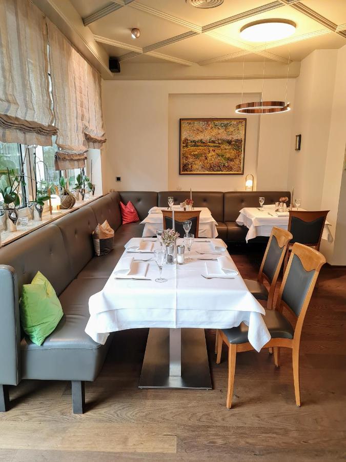 Hotel Restaurant Felix Bensheim Exterior photo